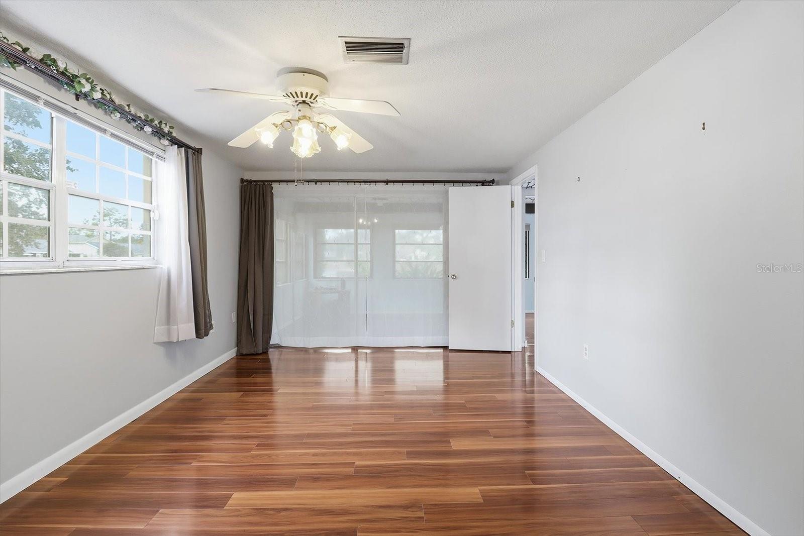 Image 16 of 46 For 12303 Fieldstone Lane