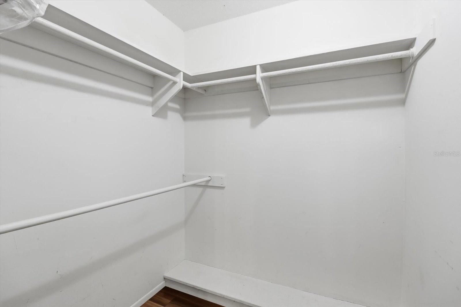 Image 18 of 46 For 12303 Fieldstone Lane