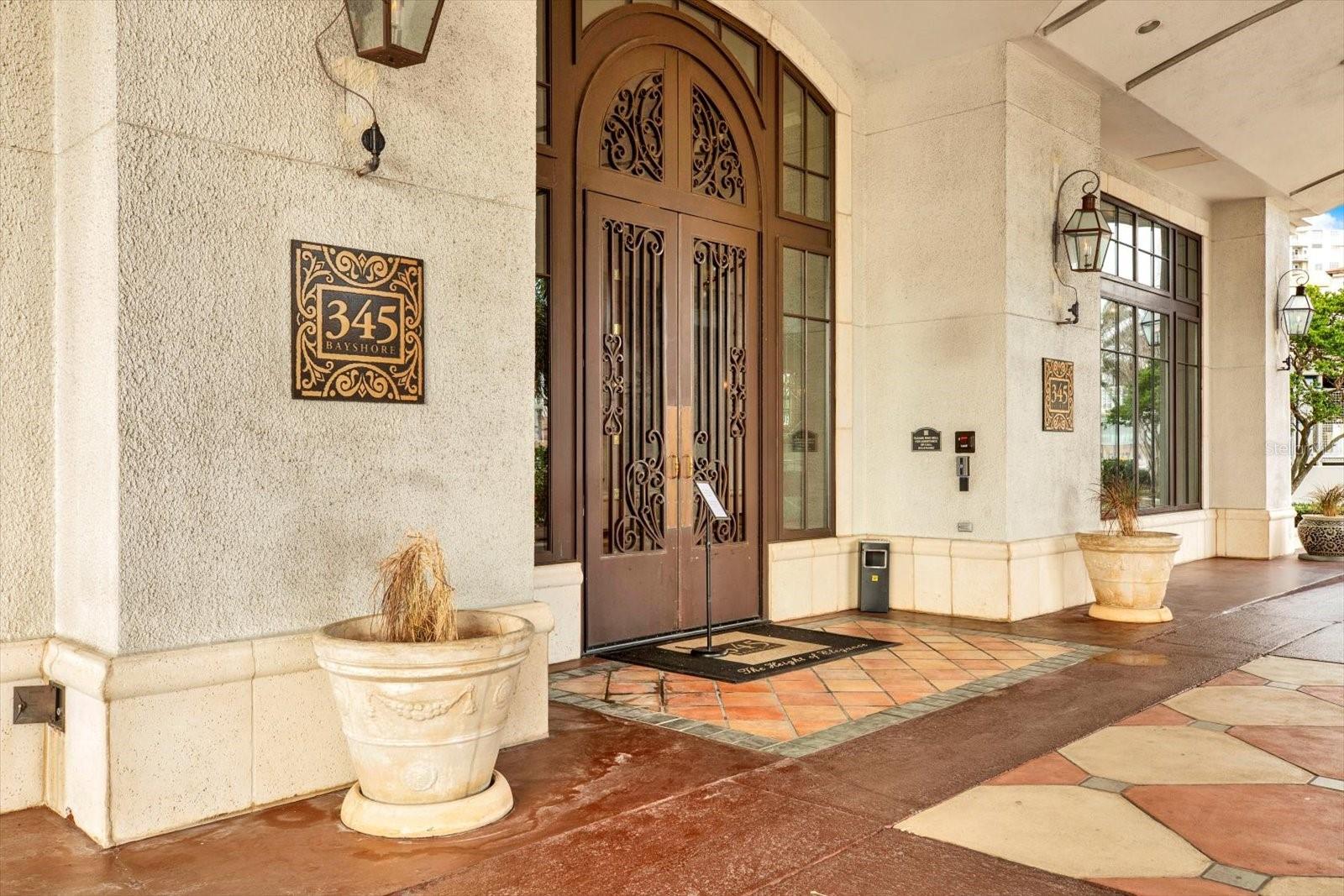 Image 21 of 36 For 345 Bayshore Boulevard 310