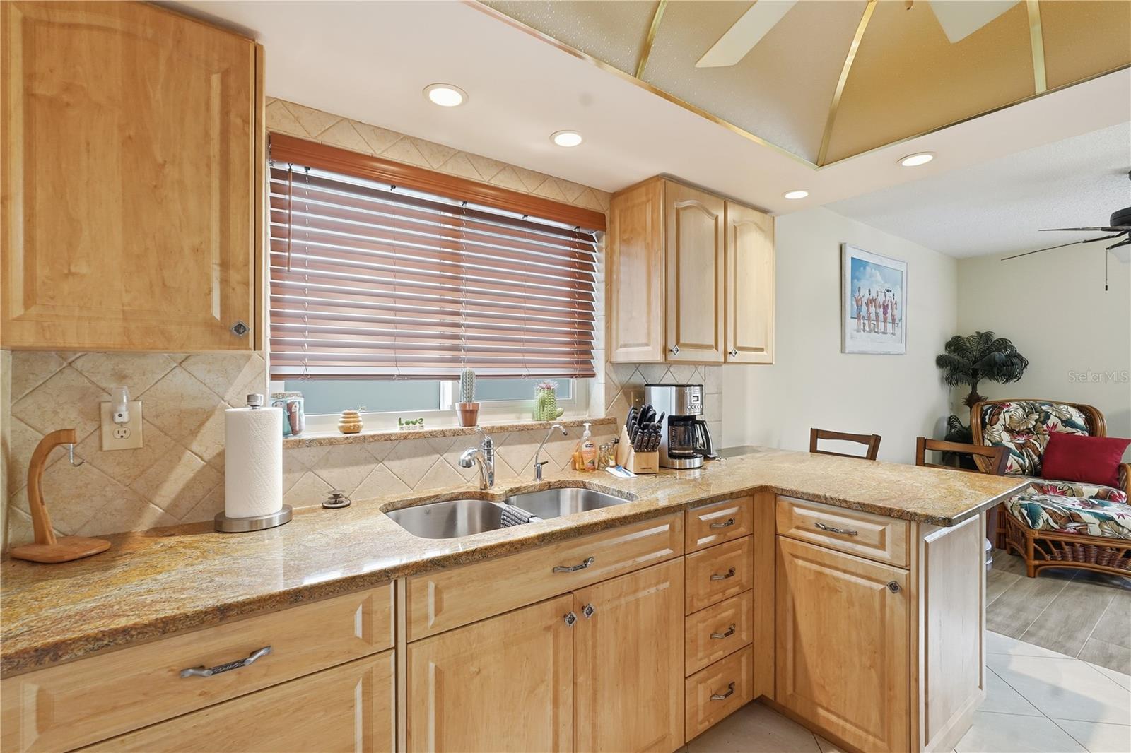 Image 10 of 29 For 2370 Robyn Court