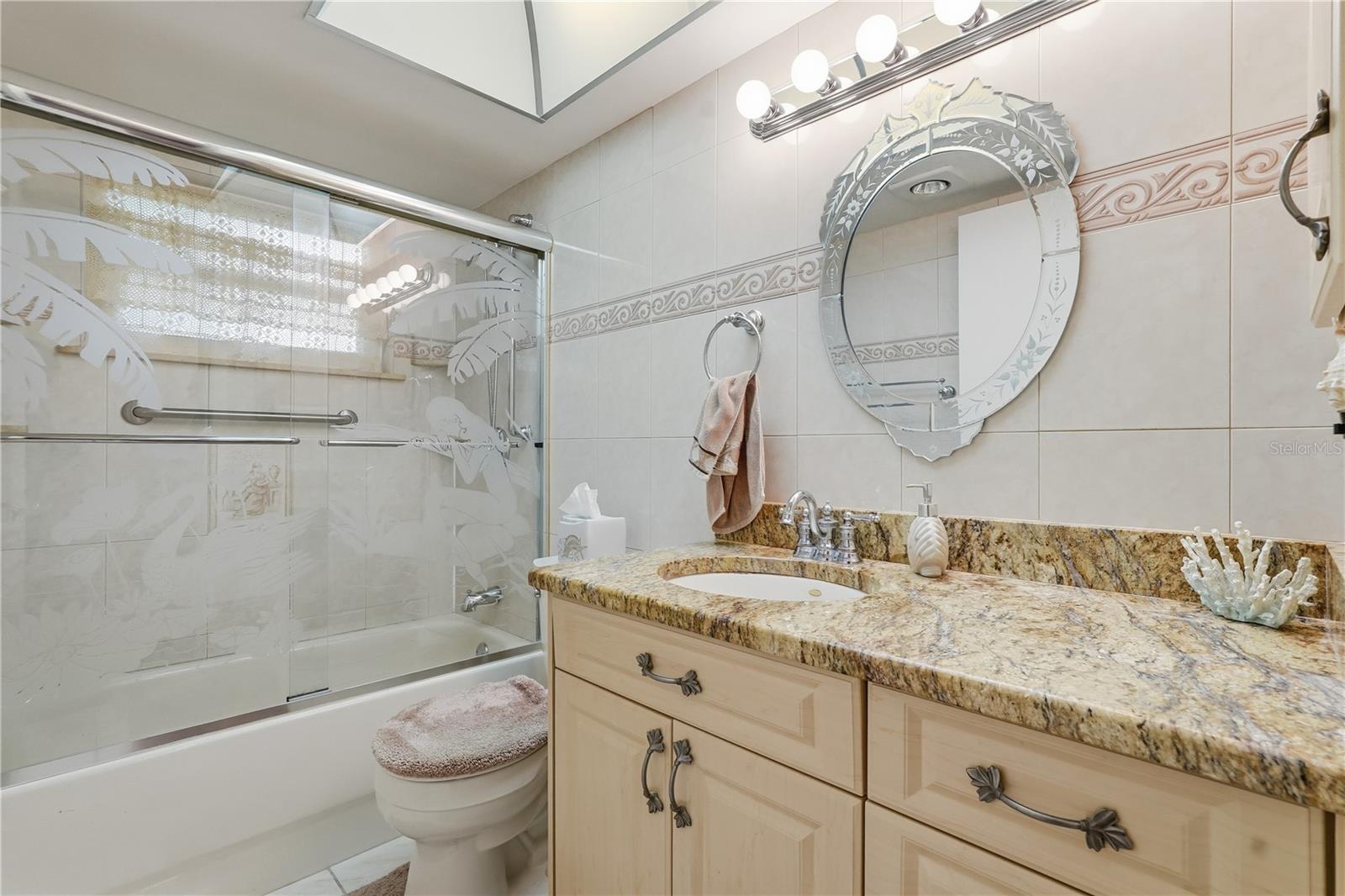 Image 19 of 29 For 2370 Robyn Court