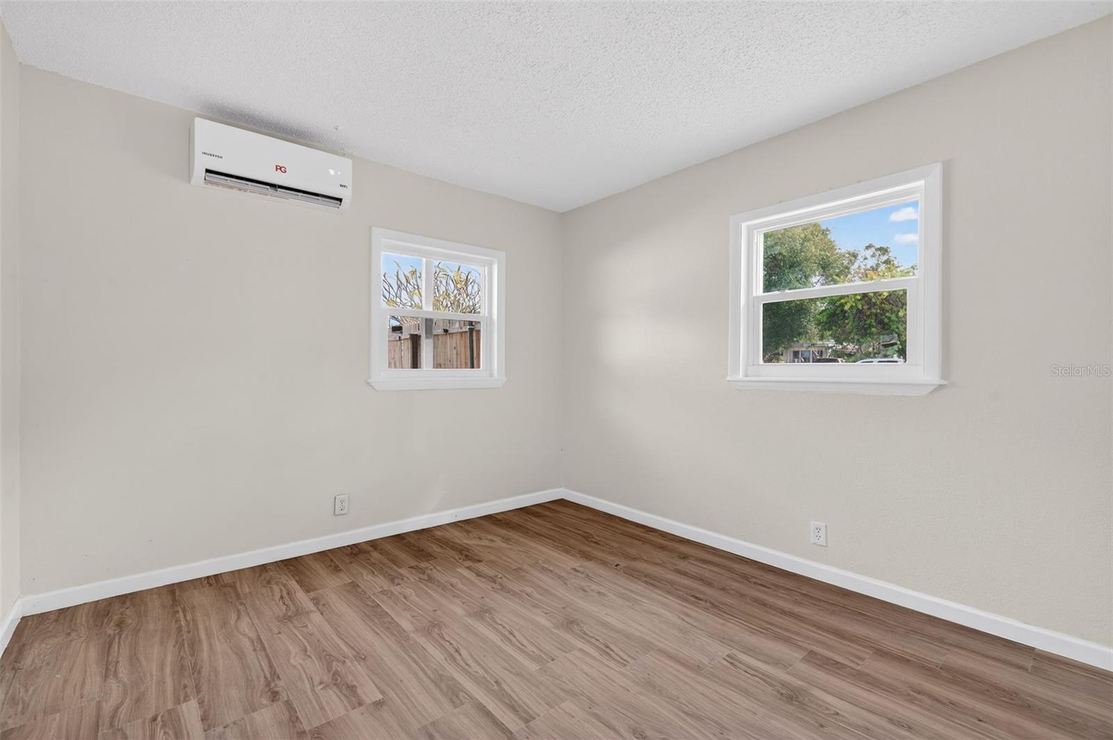 Image 13 of 60 For 5136 68th Street N C