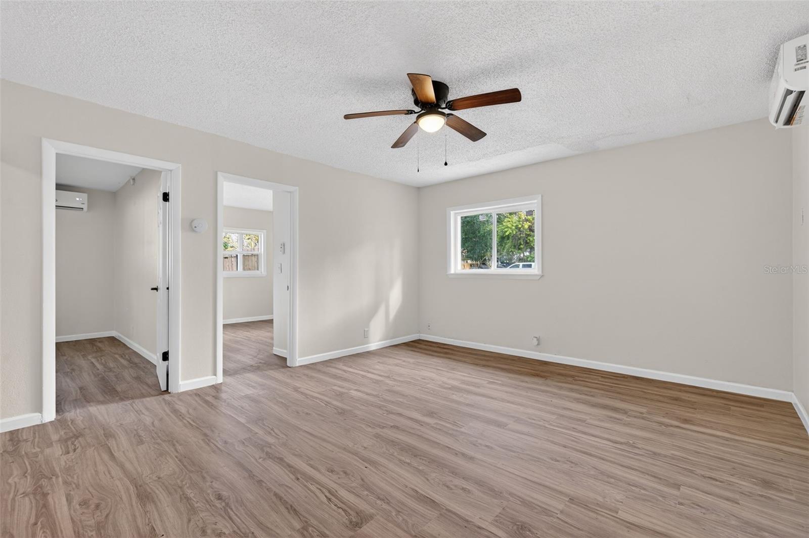 Image 4 of 60 For 5136 68th Street N C