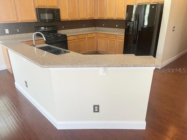 Image 17 of 63 For 9114 Oak Pride Court