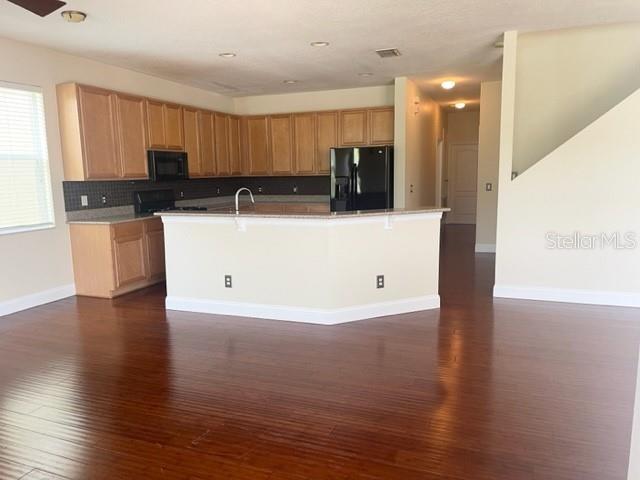 Image 20 of 63 For 9114 Oak Pride Court