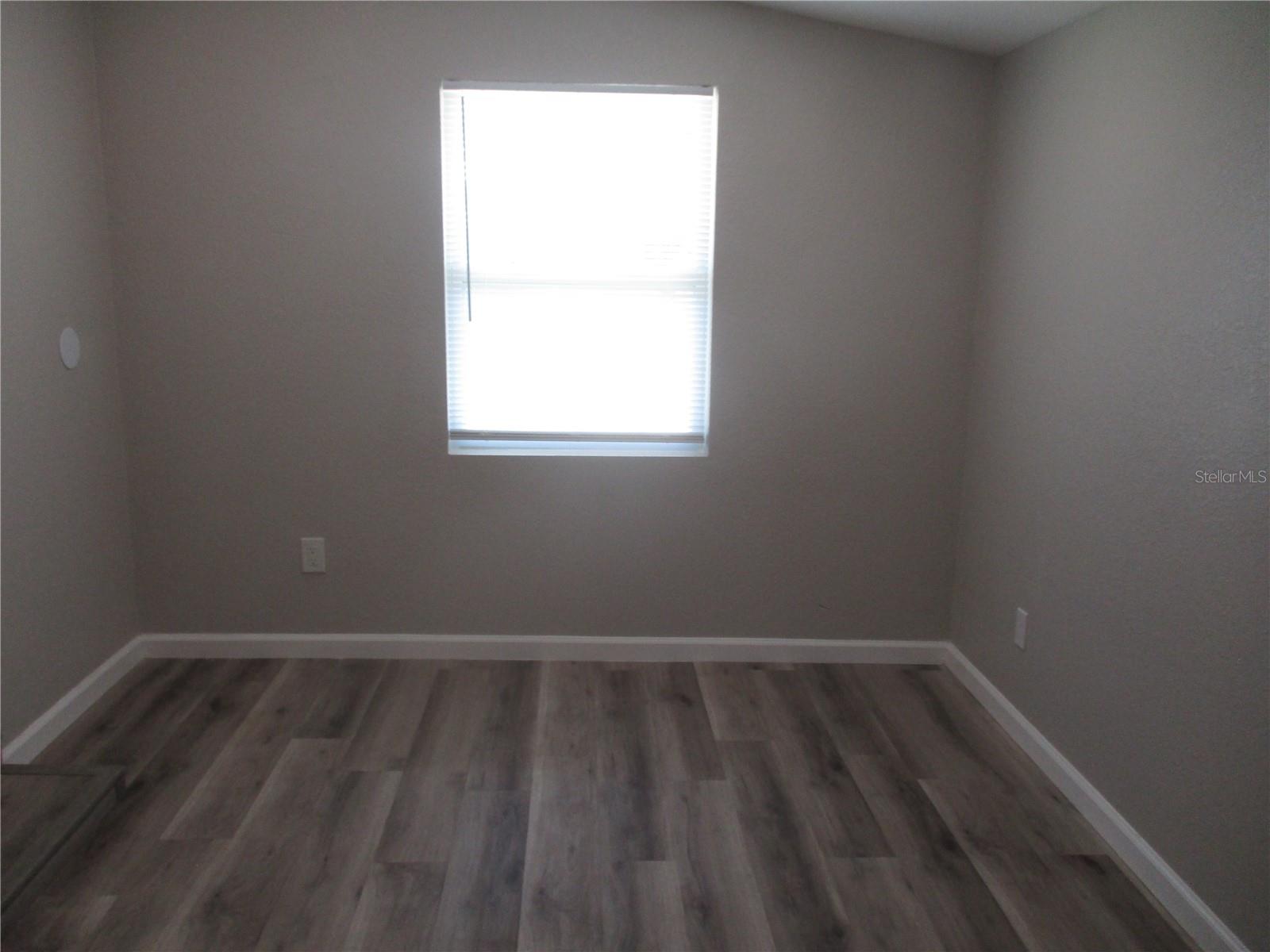 Image 3 of 15 For 4437 10th Avenue S