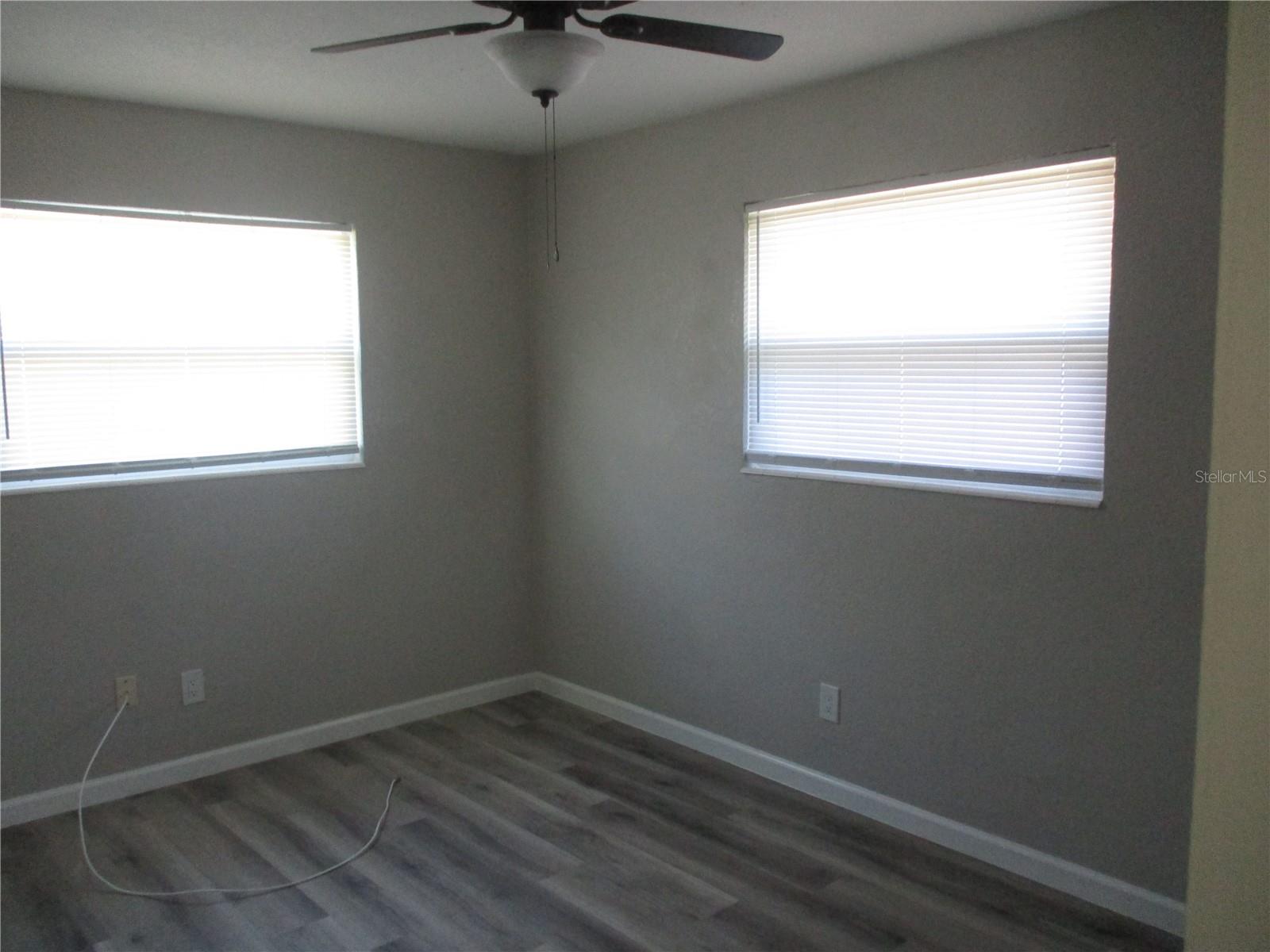 Image 5 of 15 For 4437 10th Avenue S