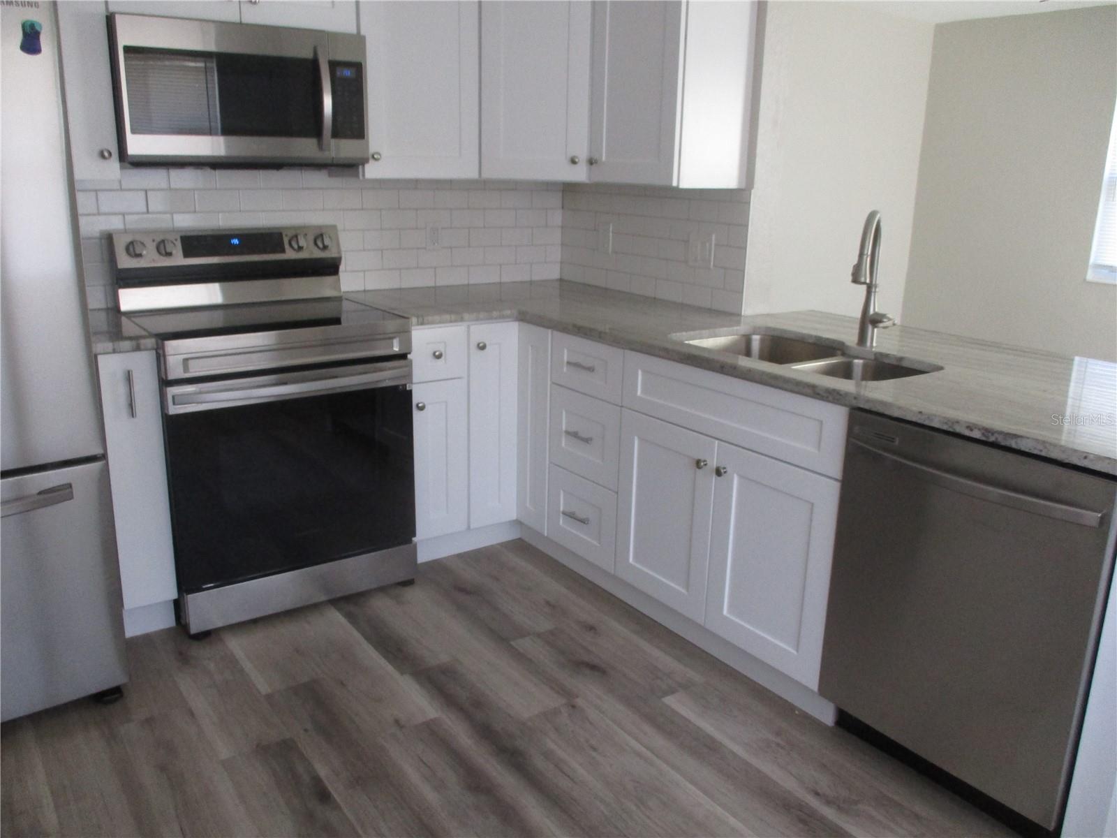 Image 8 of 15 For 4437 10th Avenue S