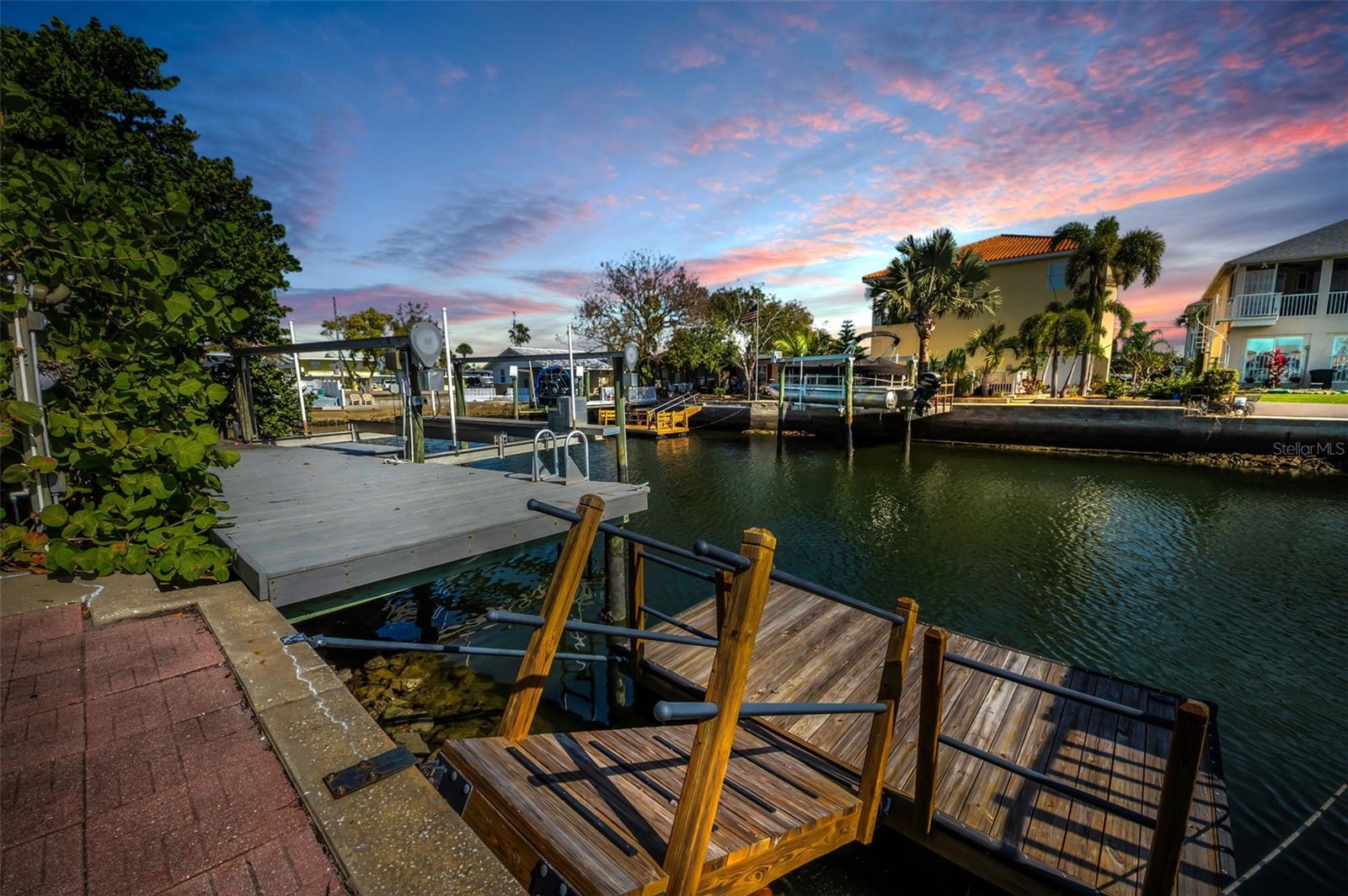 Image 3 of 91 For 13926 Darlene Avenue