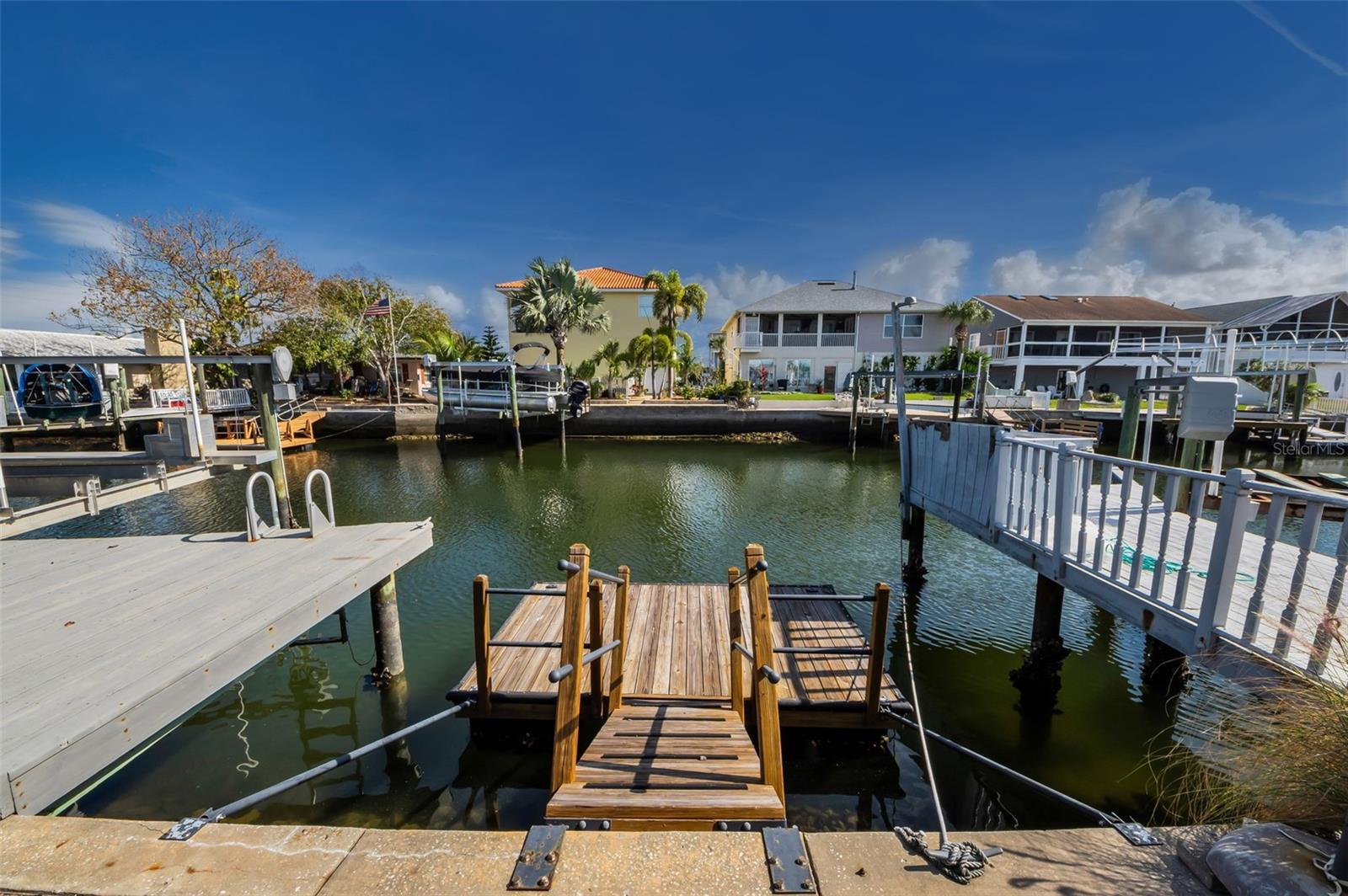 Image 52 of 91 For 13926 Darlene Avenue