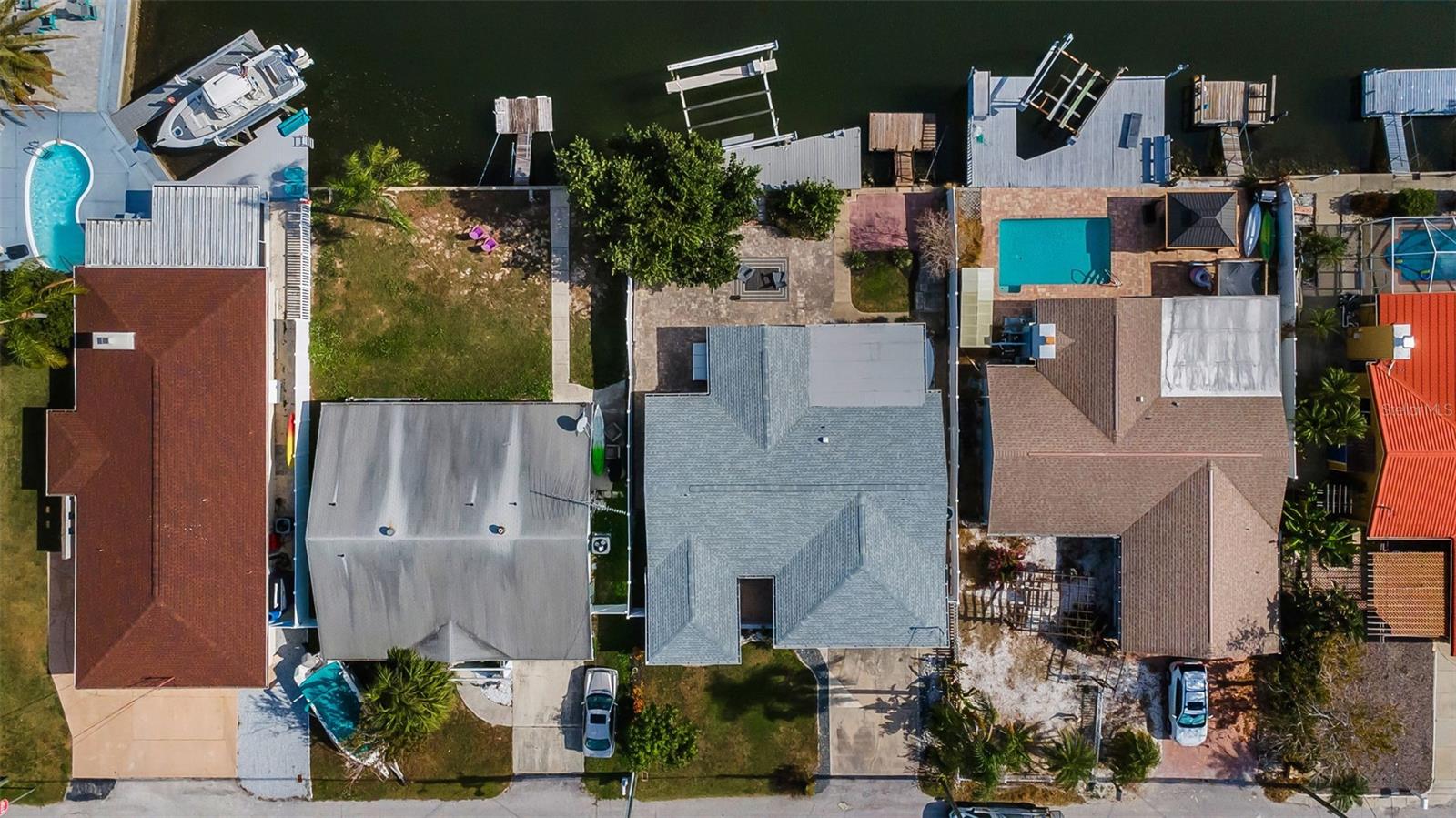 Image 64 of 91 For 13926 Darlene Avenue