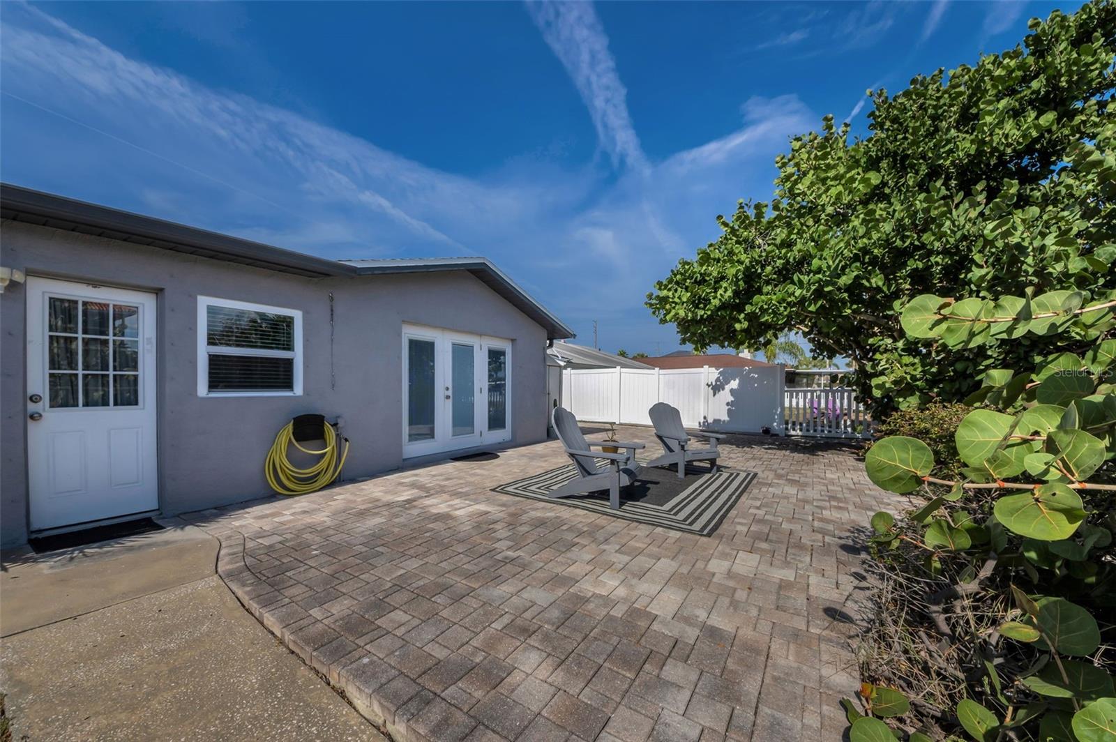 Image 66 of 91 For 13926 Darlene Avenue