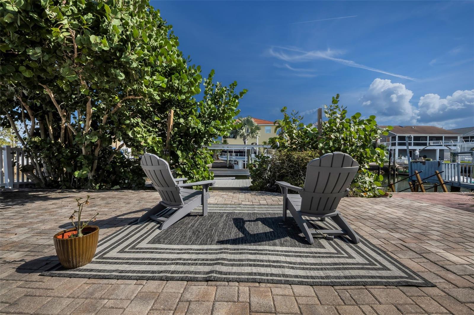 Image 68 of 91 For 13926 Darlene Avenue