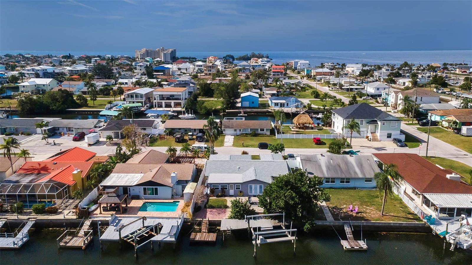 Image 69 of 91 For 13926 Darlene Avenue