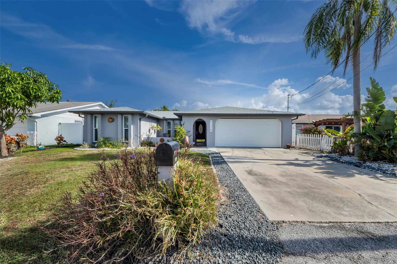 Image 7 of 91 For 13926 Darlene Avenue