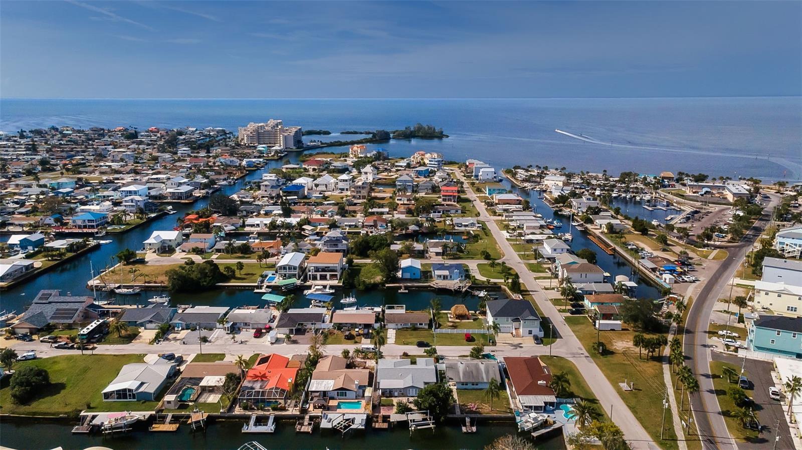 Image 71 of 91 For 13926 Darlene Avenue