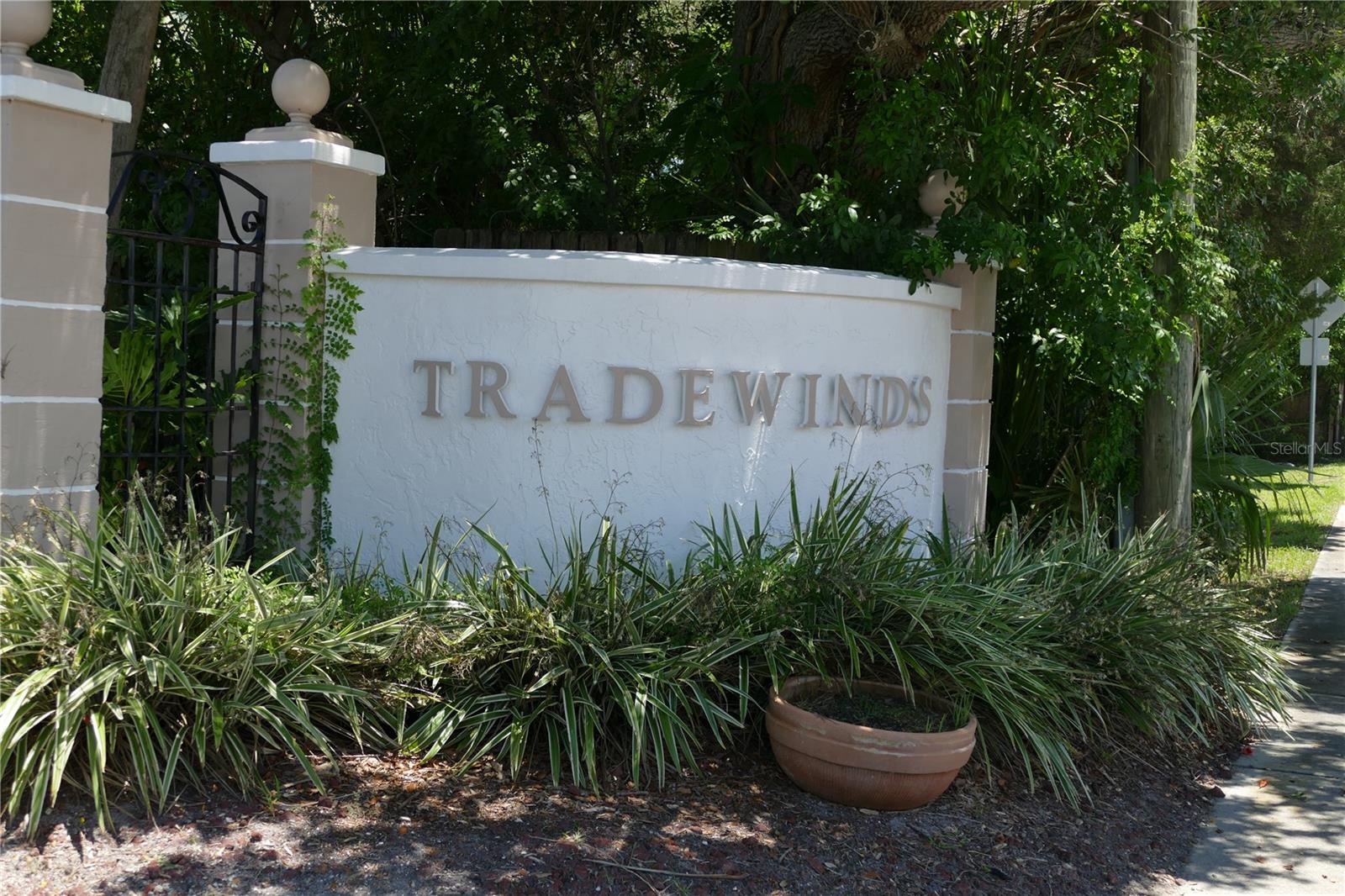 Image 4 of 12 For 205 Mcmullen Booth Road 203