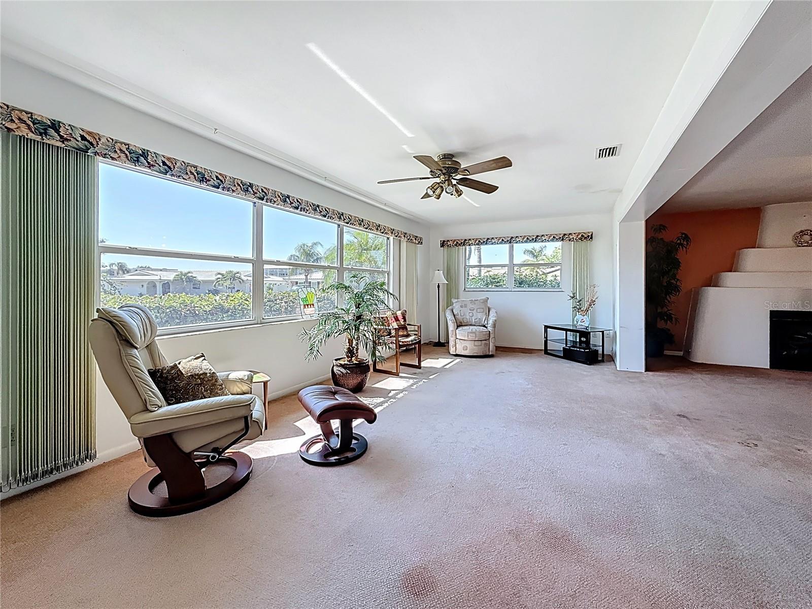 Image 21 of 83 For 14996 Imperial Point Drive N