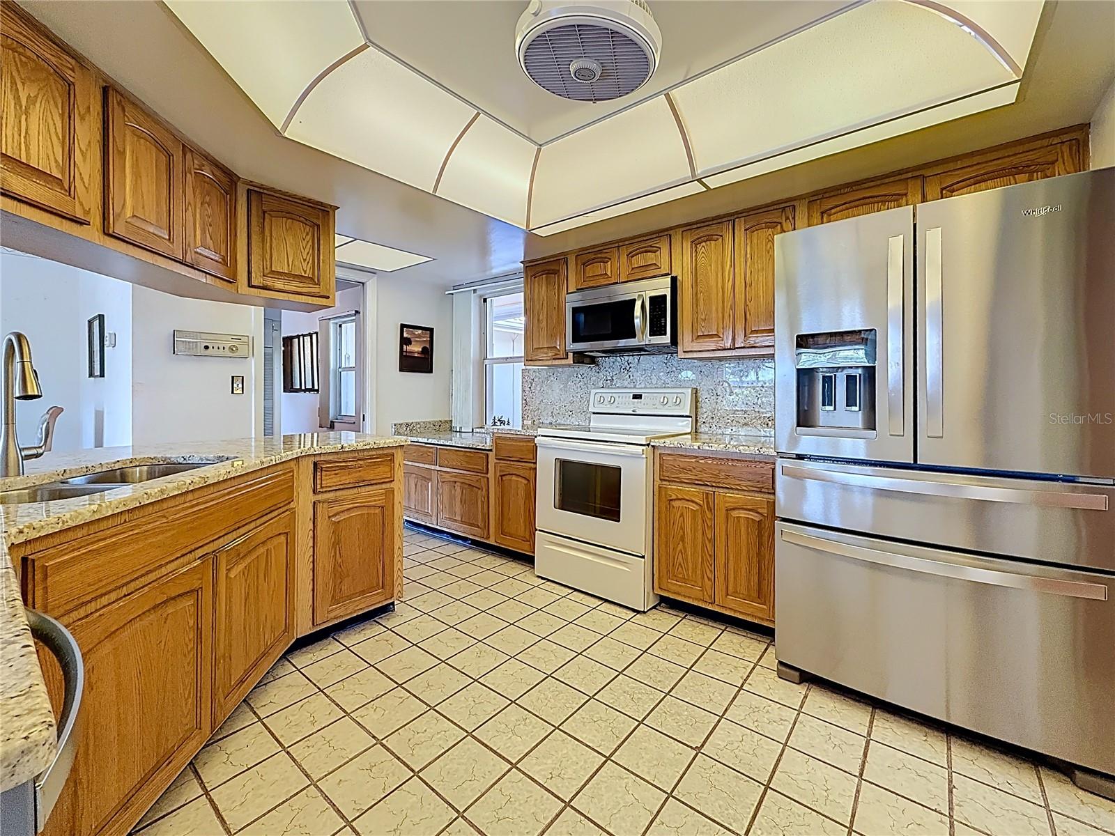 Image 27 of 83 For 14996 Imperial Point Drive N