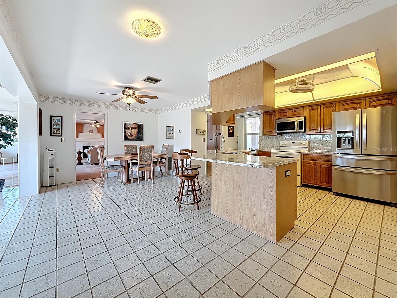 Image 33 of 83 For 14996 Imperial Point Drive N