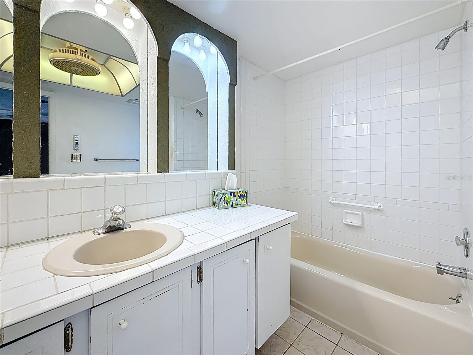 Image 40 of 83 For 14996 Imperial Point Drive N