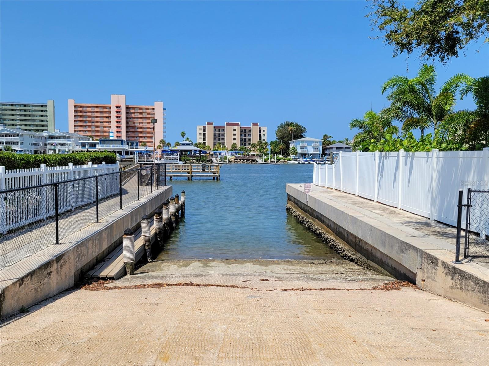 Image 77 of 83 For 14996 Imperial Point Drive N