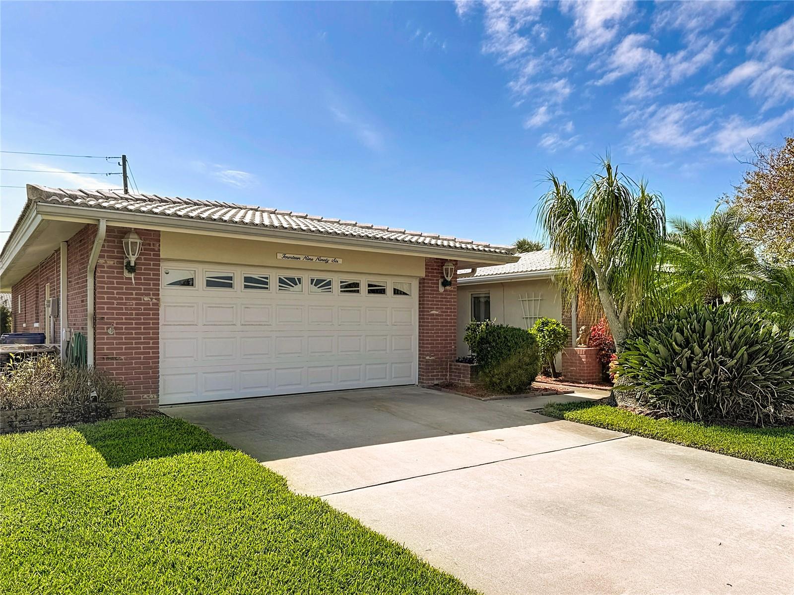 Image 9 of 83 For 14996 Imperial Point Drive N