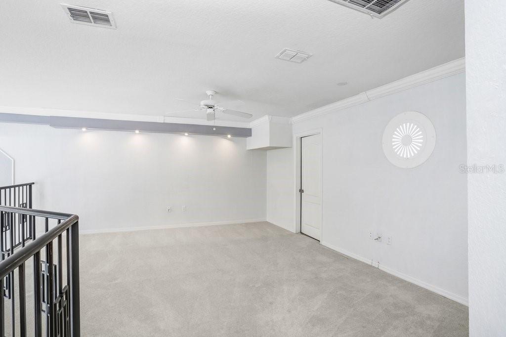 Image 32 of 57 For 16105 Craigend Place