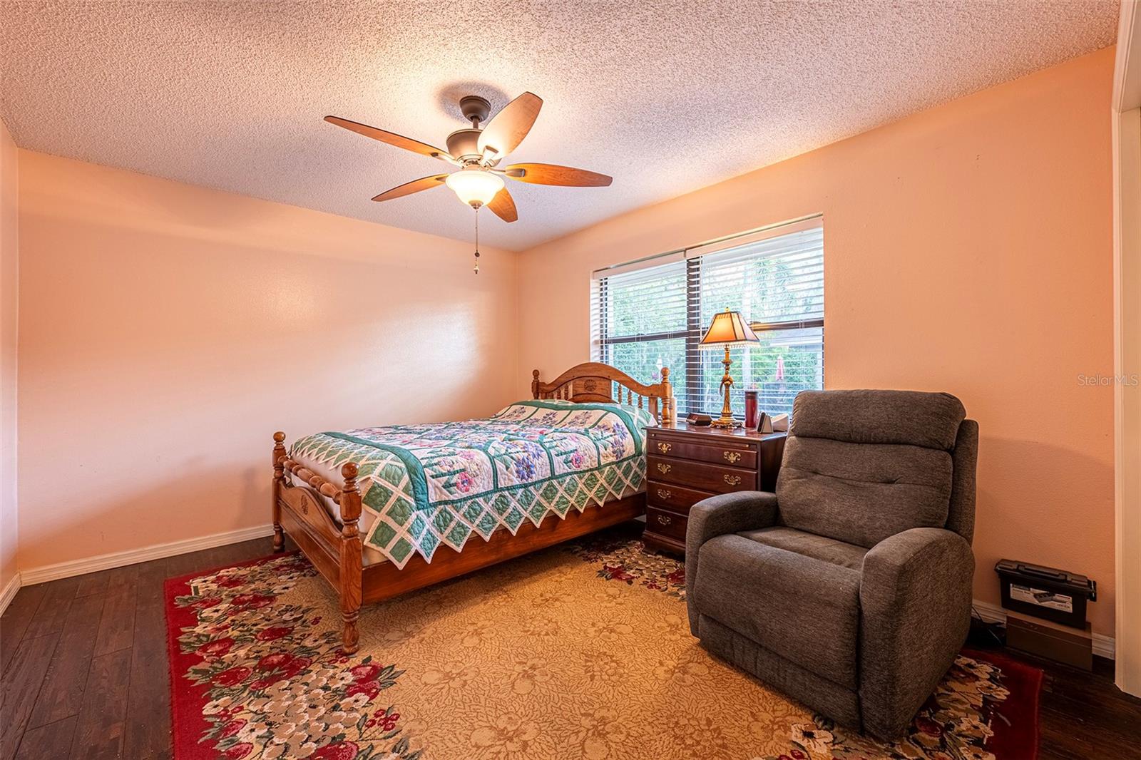 Image 11 of 23 For 450 Waterford Circle E