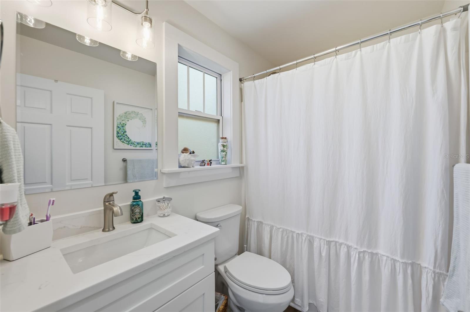 Image 12 of 24 For 400 4th Avenue Nw