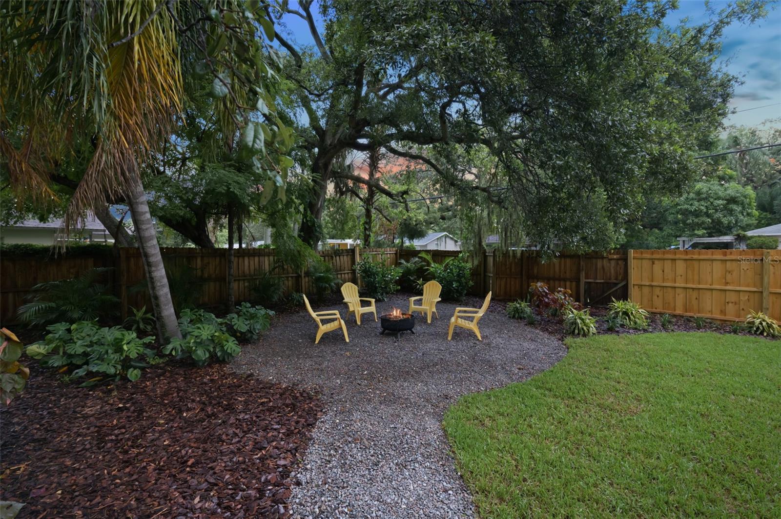 Image 20 of 24 For 400 4th Avenue Nw