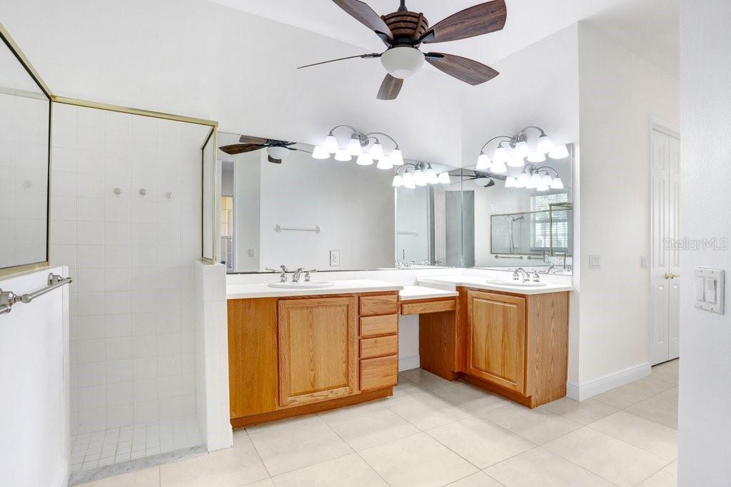 Image 13 of 56 For 699 Glendora Road