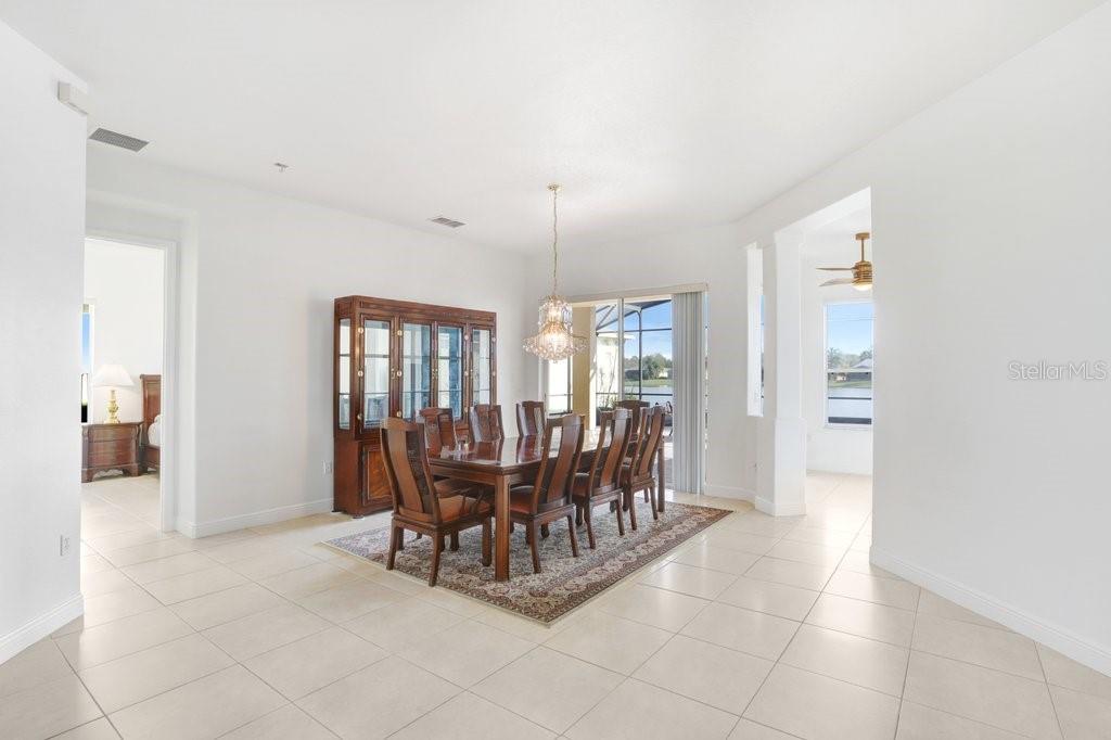 Image 33 of 56 For 699 Glendora Road