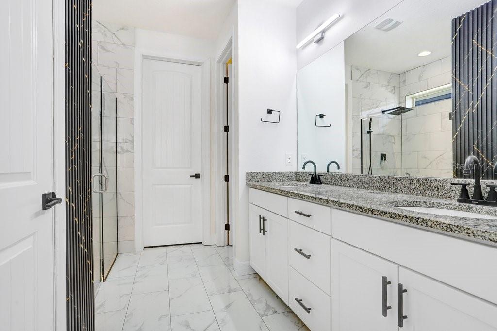 Image 23 of 30 For 11677 Brighton Knoll Loop