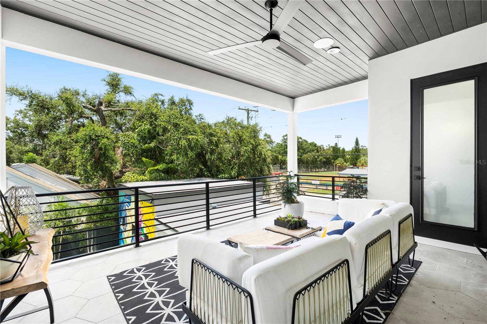 Image 22 of 28 For 4709 Estrella Street