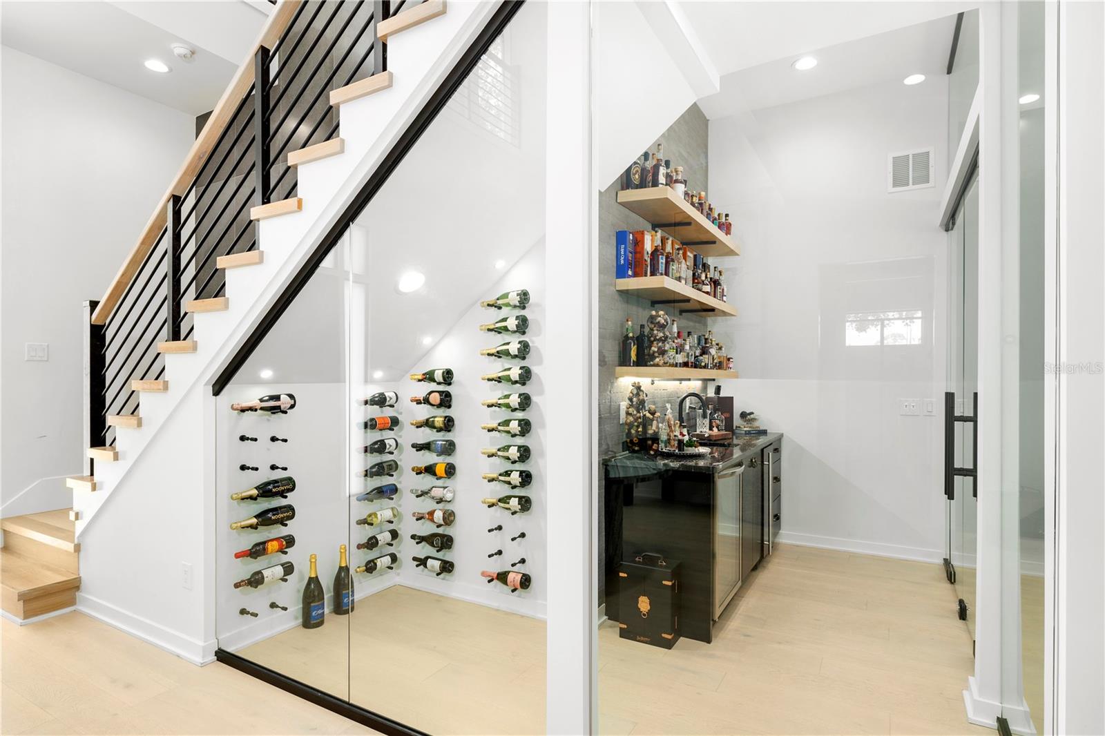 Image 4 of 28 For 4709 Estrella Street