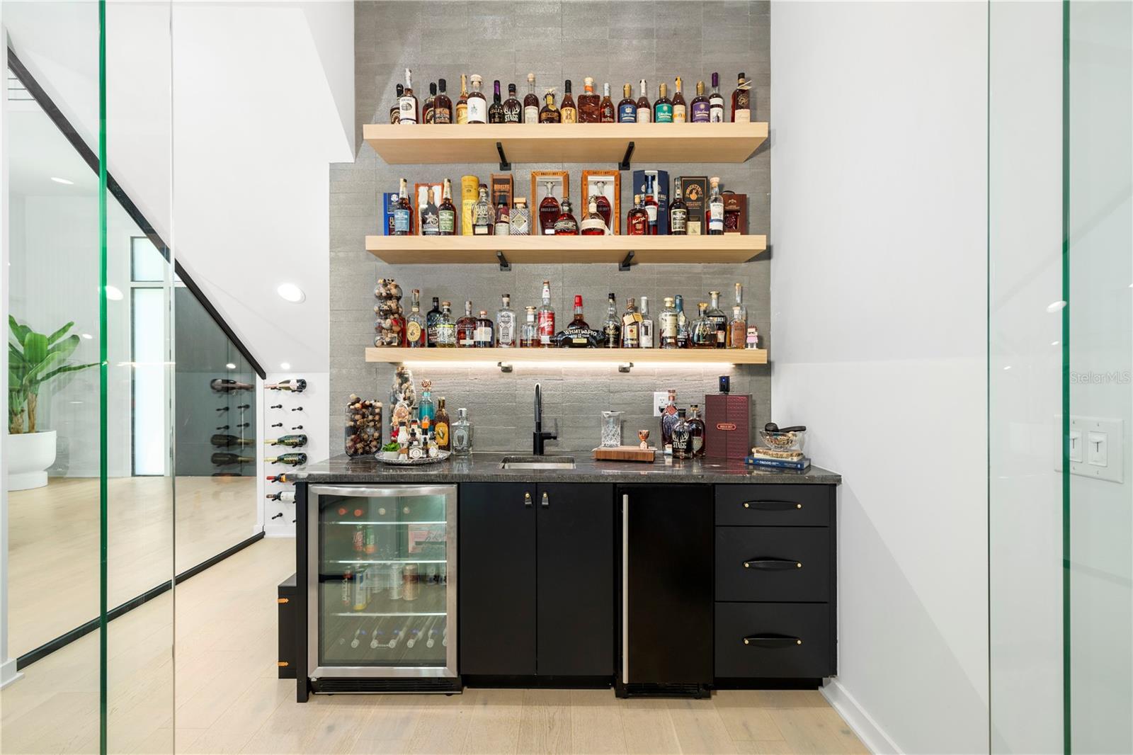 Image 8 of 28 For 4709 Estrella Street