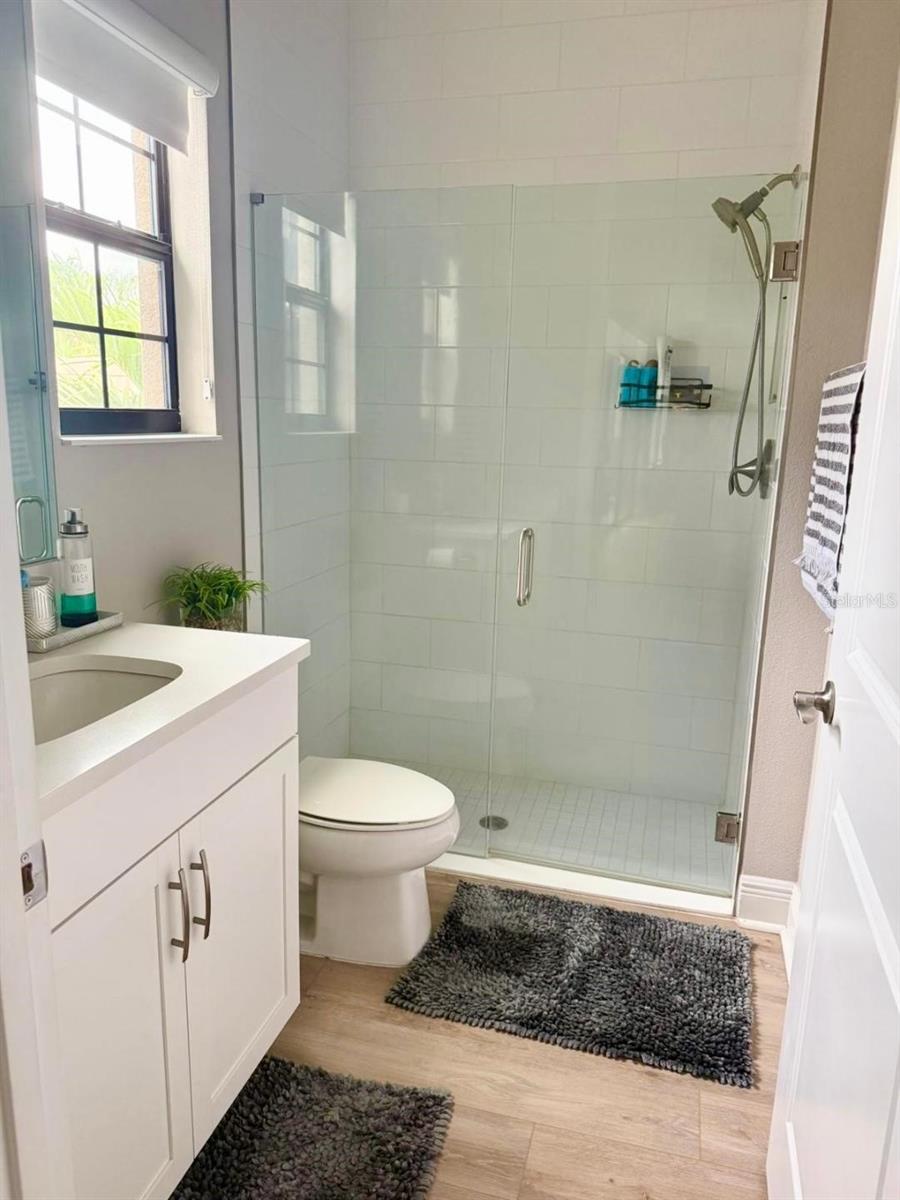 Image 22 of 25 For 2667 Northwood Park Street