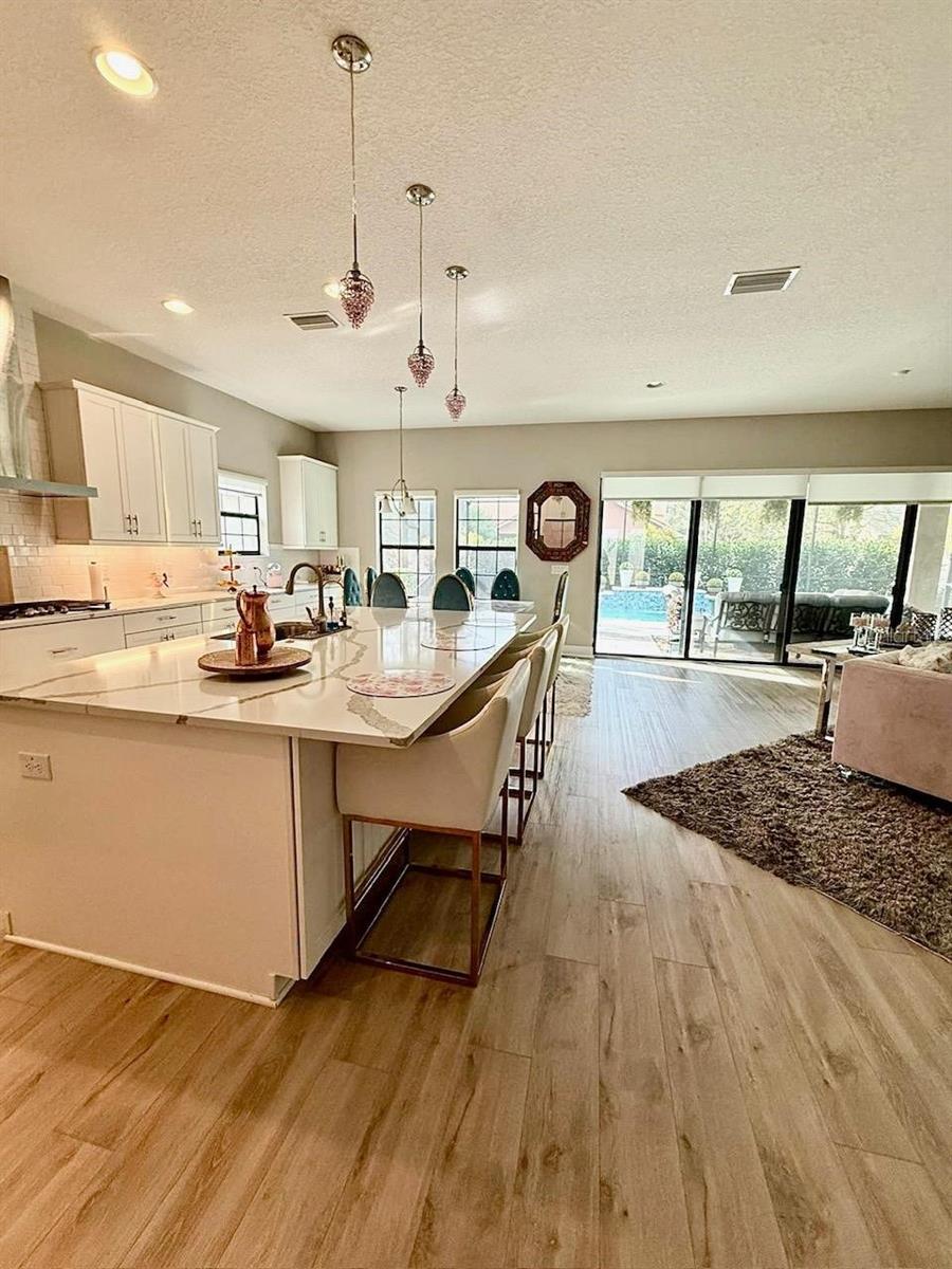 Image 3 of 25 For 2667 Northwood Park Street