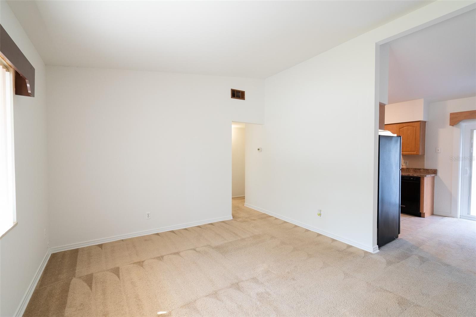 Image 3 of 22 For 120 Ruby Circle