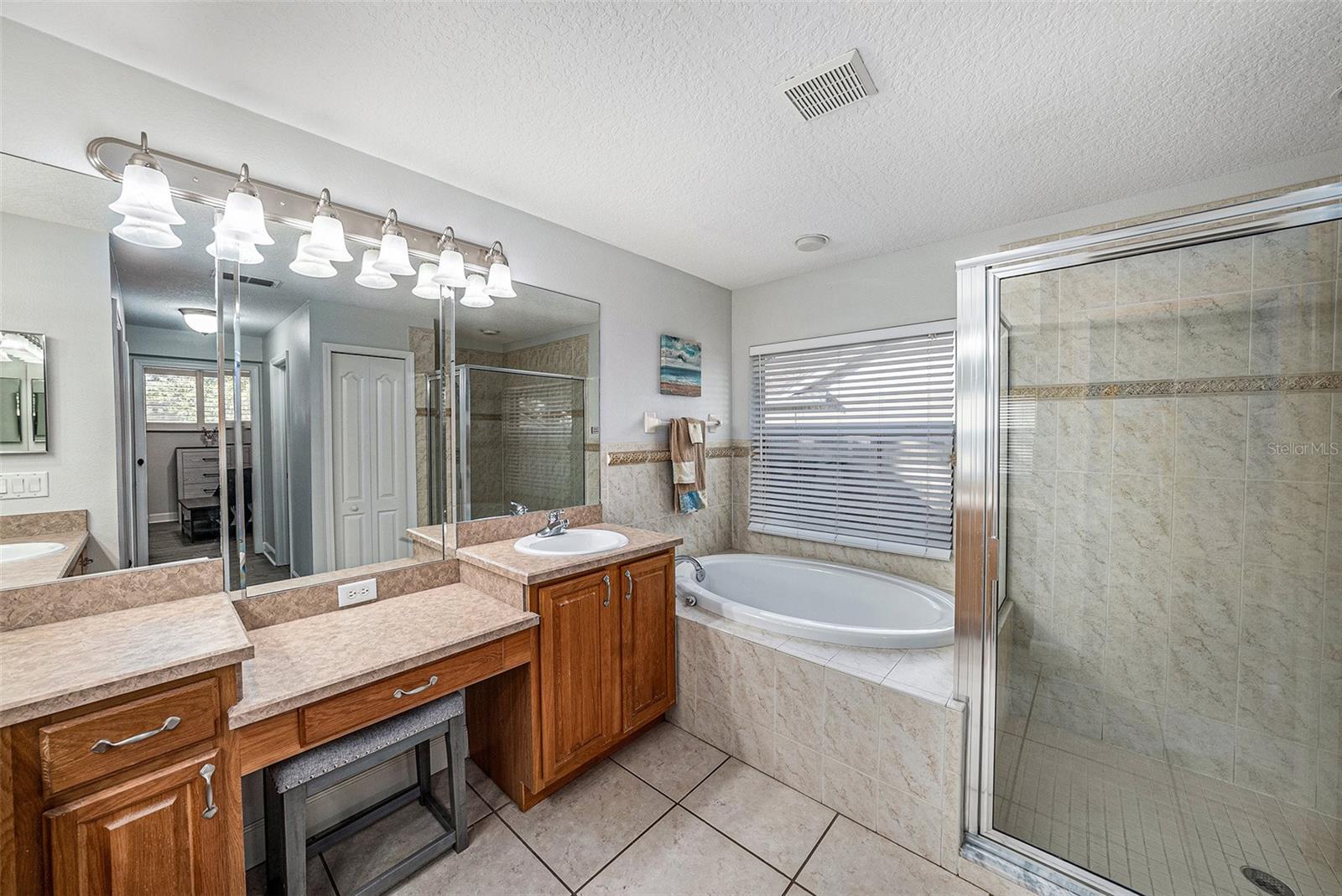 Image 19 of 34 For 1023 Legends Pass Drive