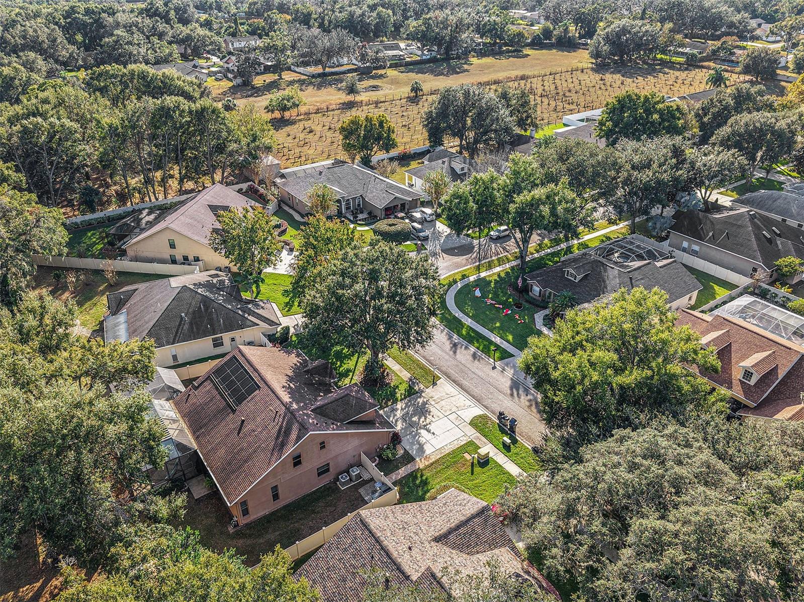 Image 32 of 34 For 1023 Legends Pass Drive