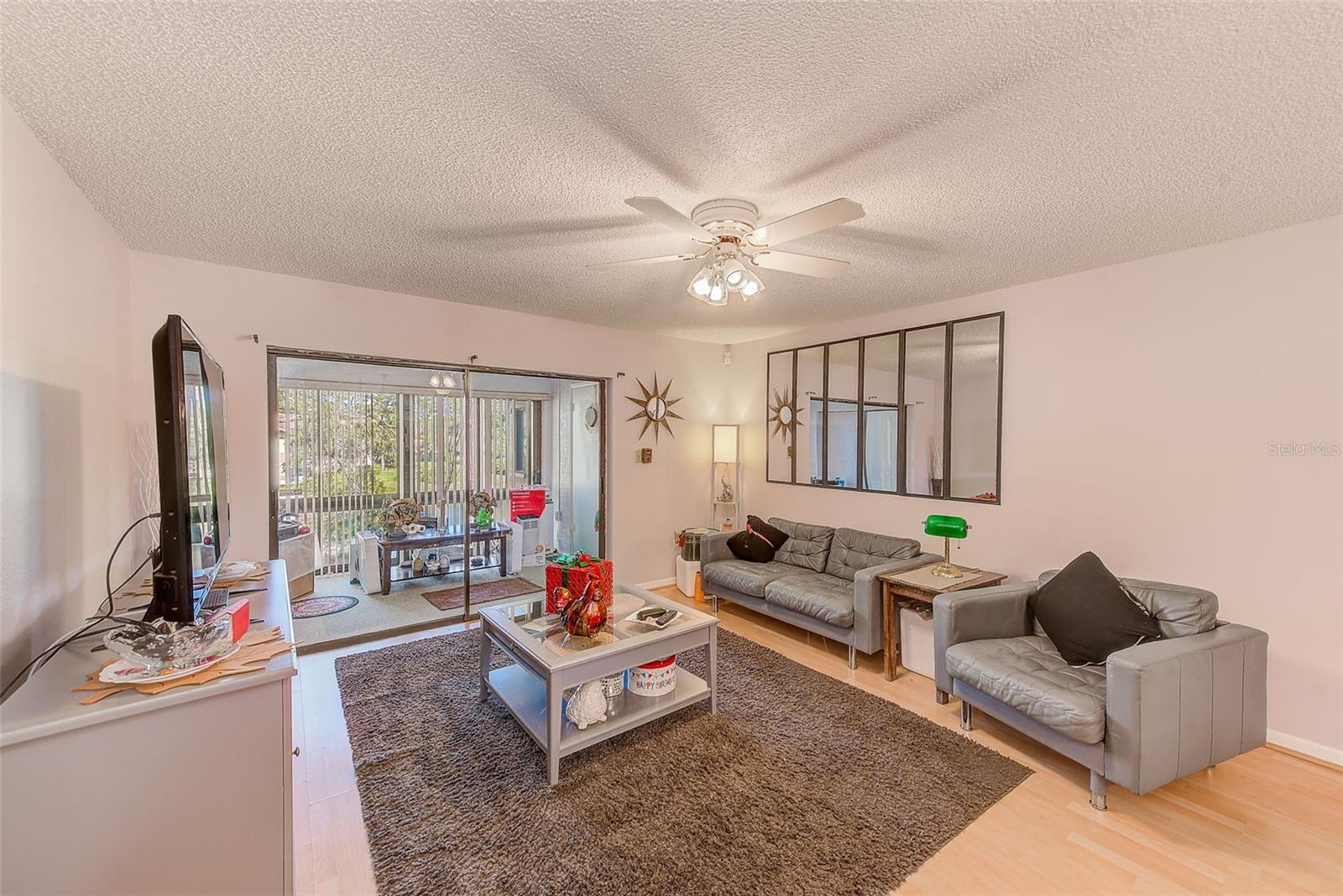 Image 11 of 26 For 2685 Sabal Springs Circle 202