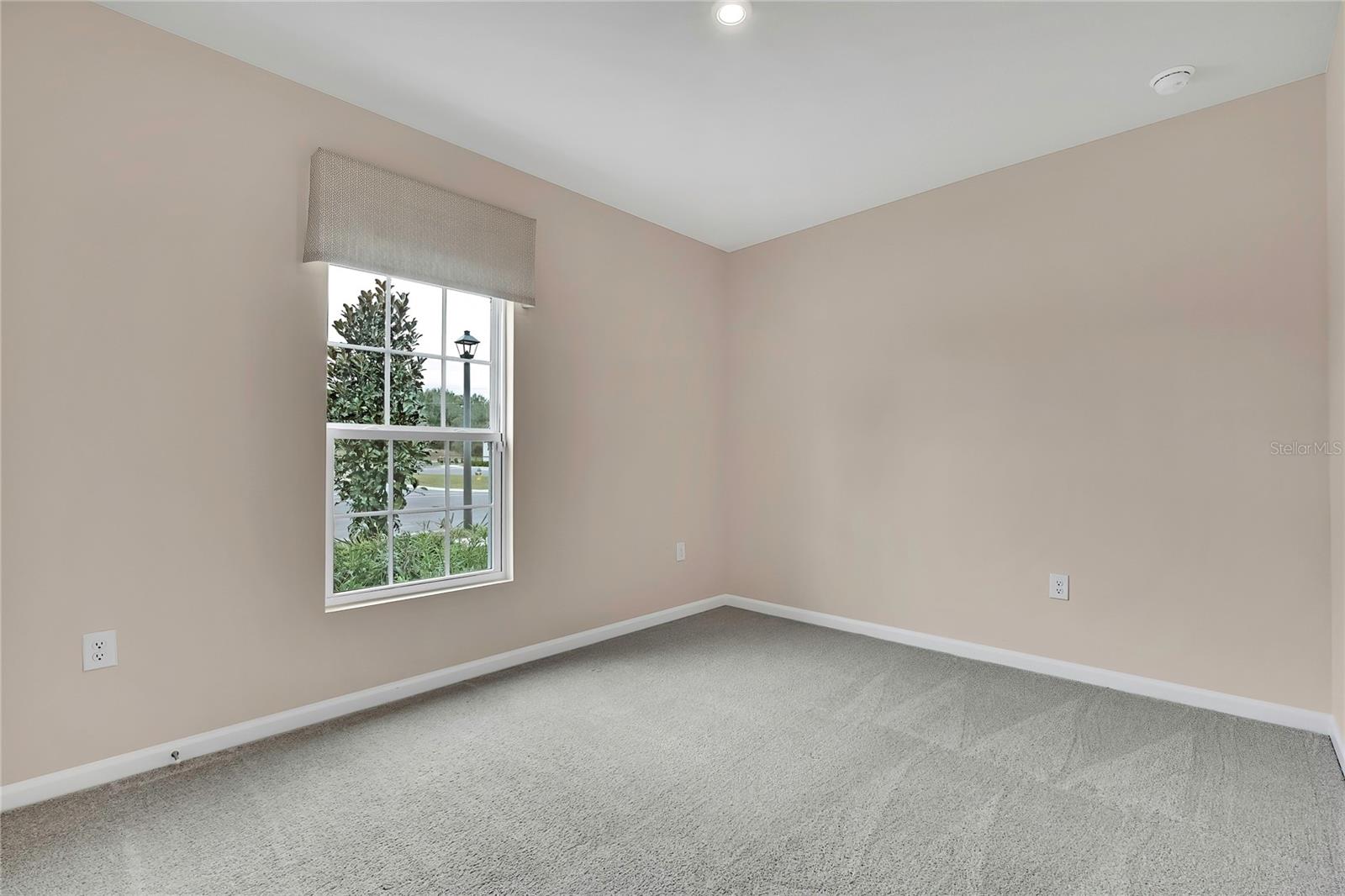 Image 24 of 58 For 1691 Nebraska Loop