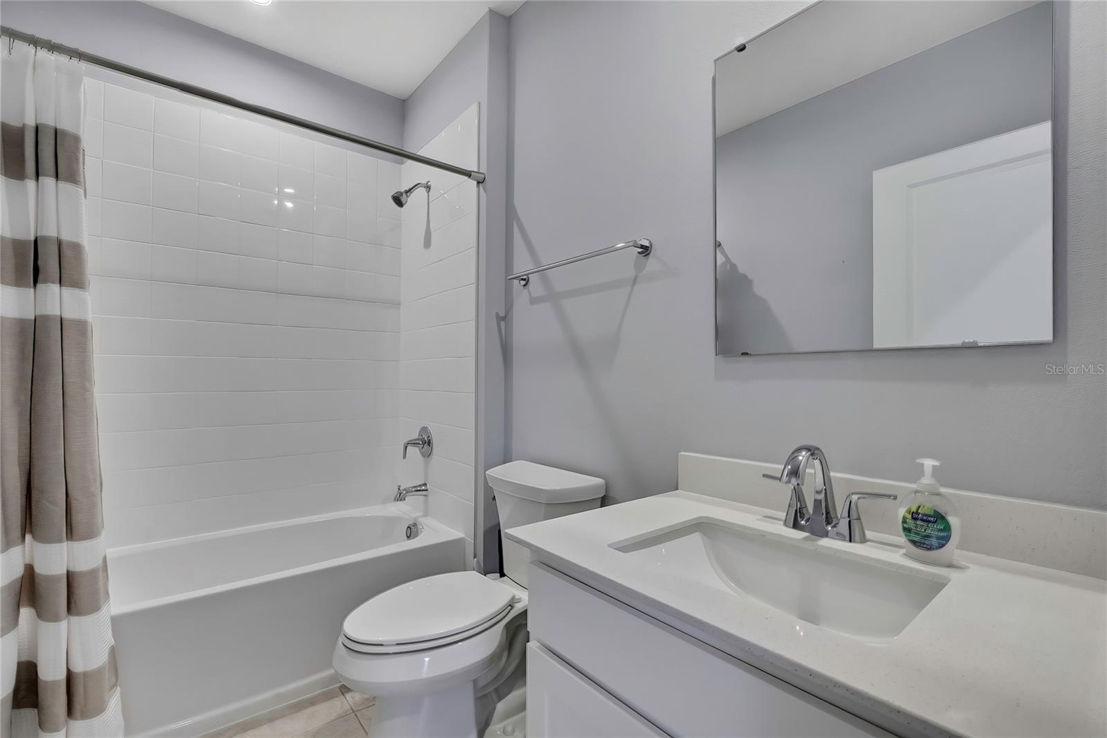 Image 27 of 58 For 1691 Nebraska Loop