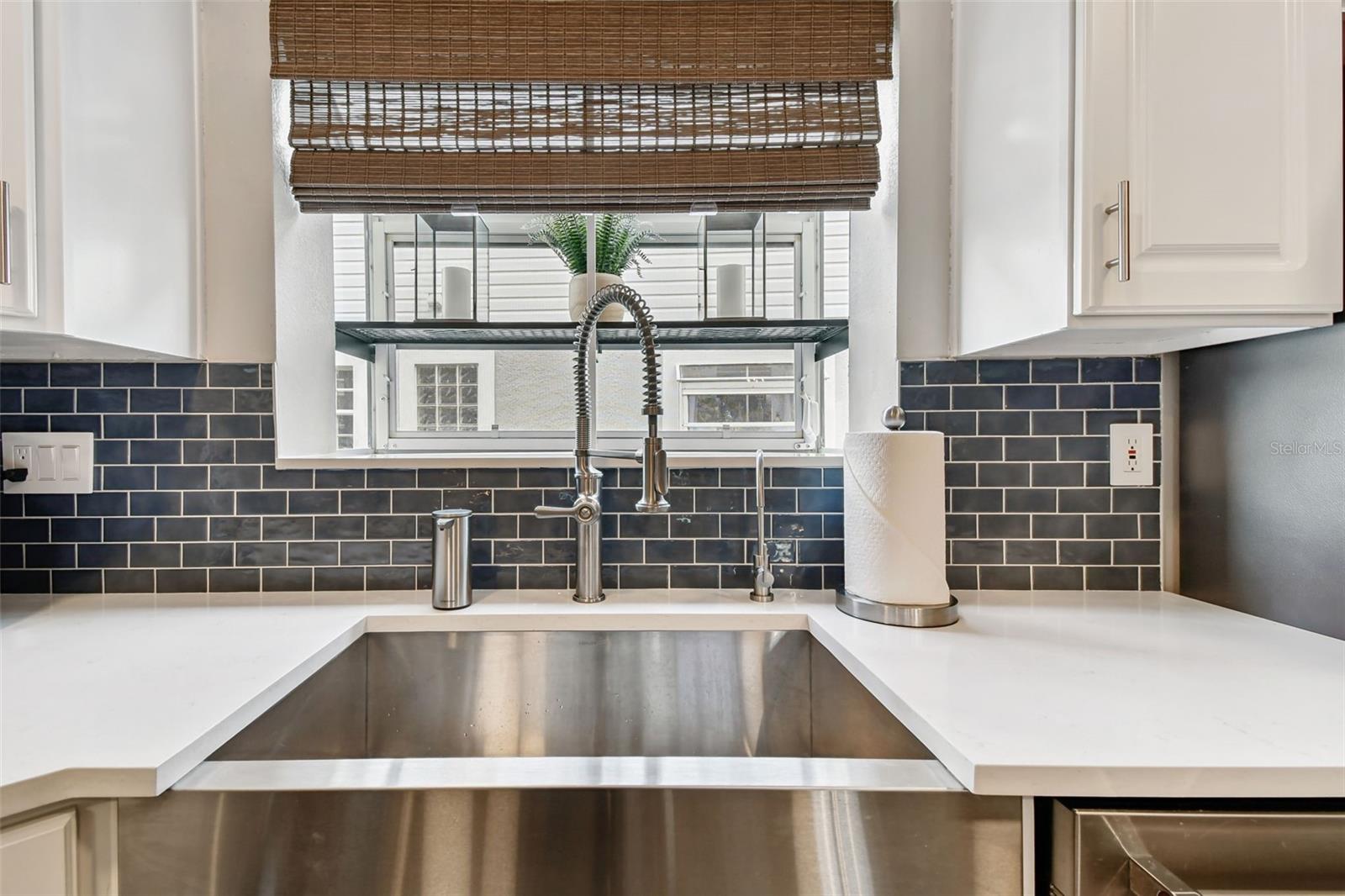 Image 12 of 64 For 6227 Gentle Ben Circle