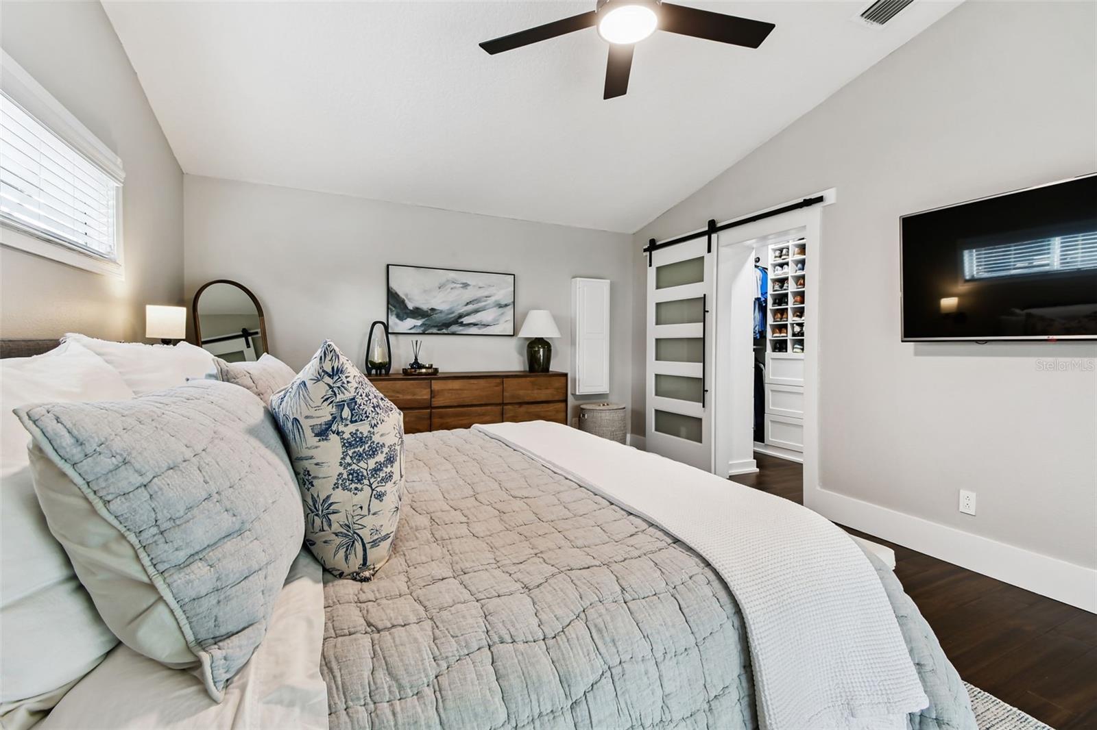 Image 18 of 64 For 6227 Gentle Ben Circle