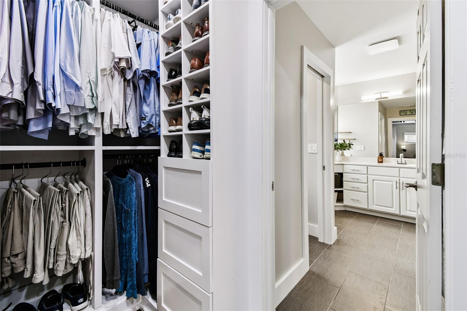 Image 23 of 64 For 6227 Gentle Ben Circle