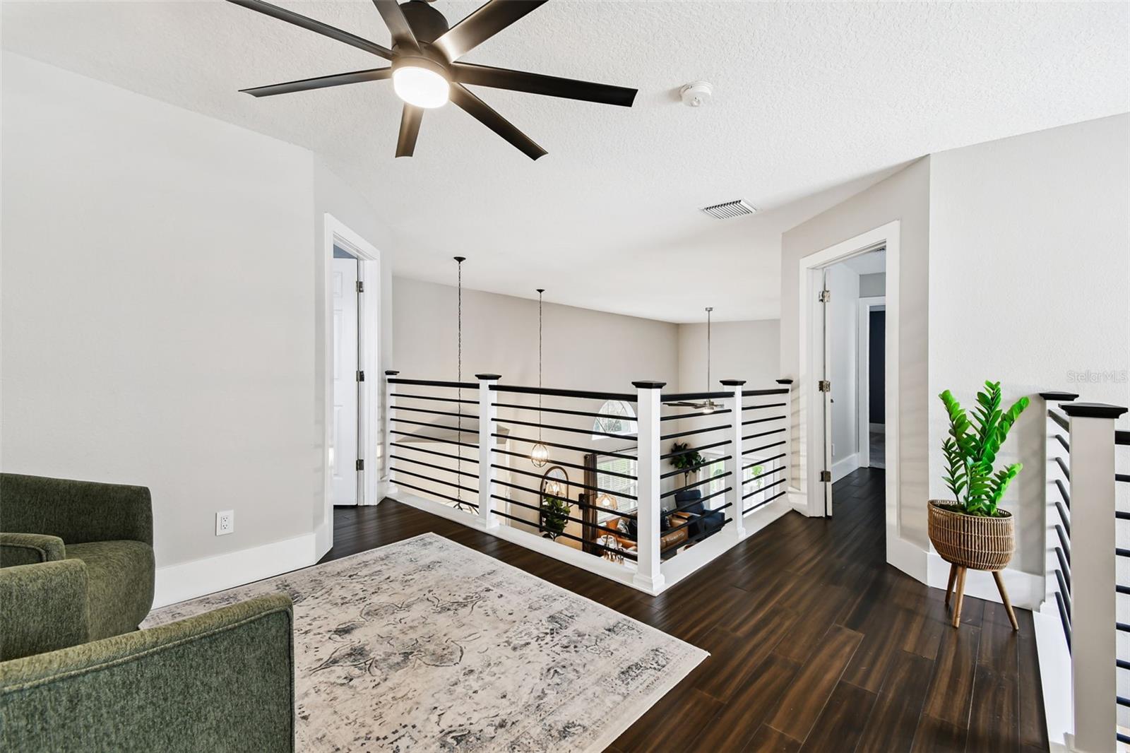 Image 33 of 64 For 6227 Gentle Ben Circle