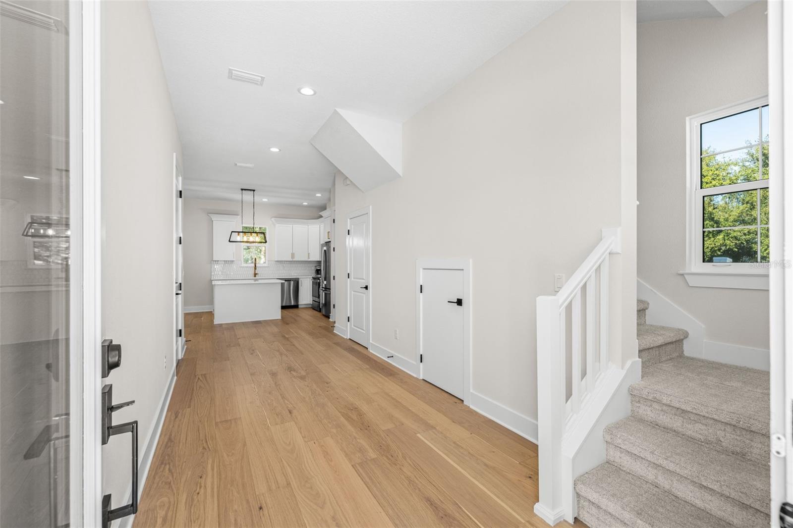 Image 5 of 36 For 3722 Mango Avenue 10